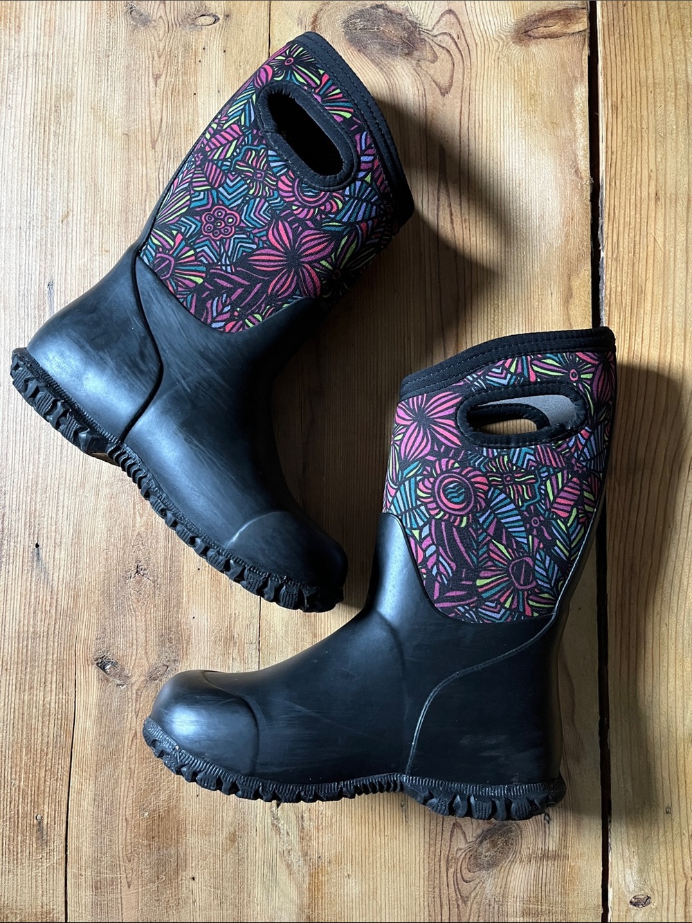 BOGS Youth 1 Black York Wild Garden Printed Winter Rain Boots -4F